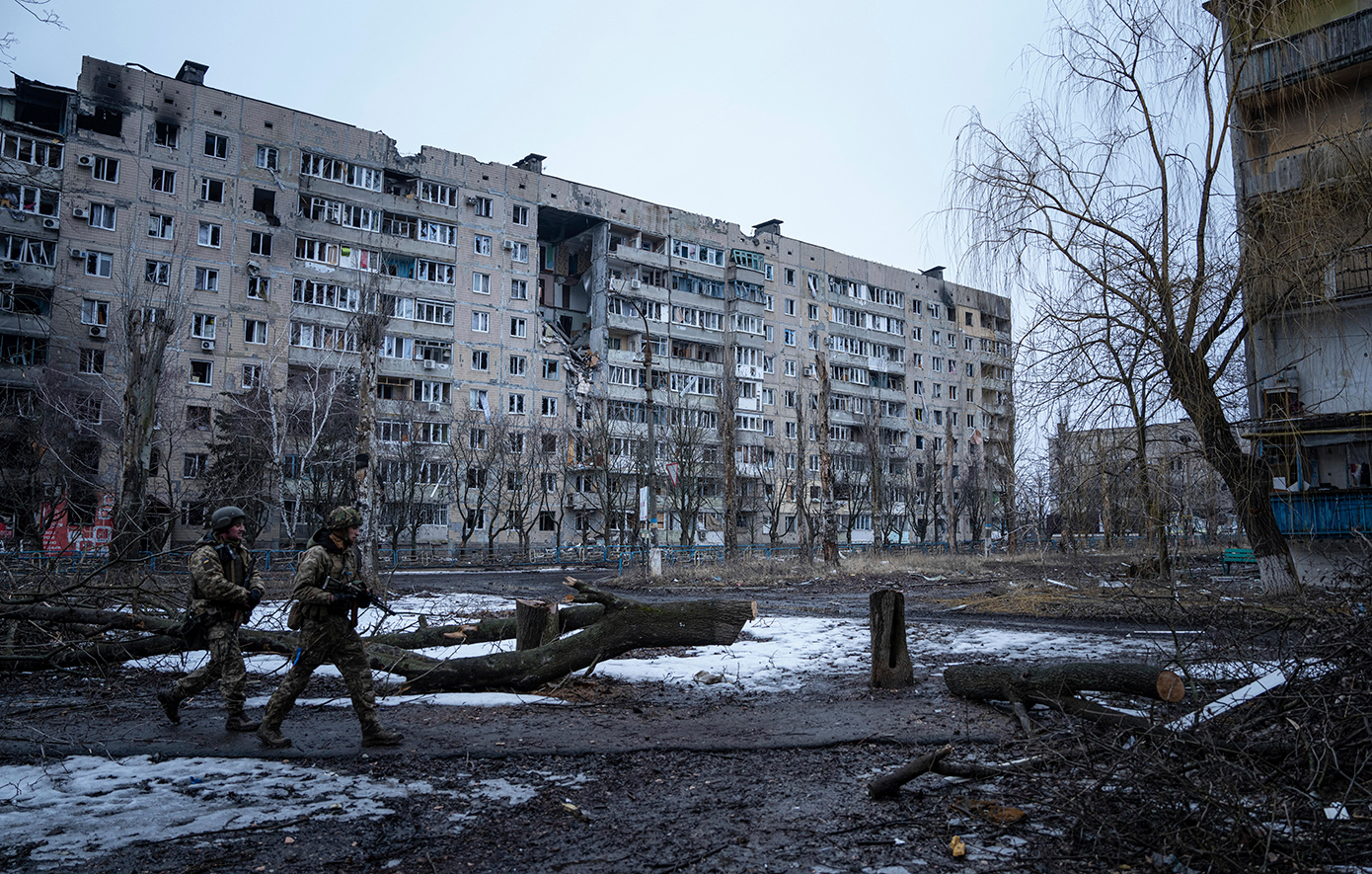«Είναι ώρα να γίνει διαπραγμάτευση για να τερματιστεί ο πόλεμος στην Ουκρανία», λέει ο πρόεδρος της Ευρωπαϊκής Αριστεράς, Μπάγερ