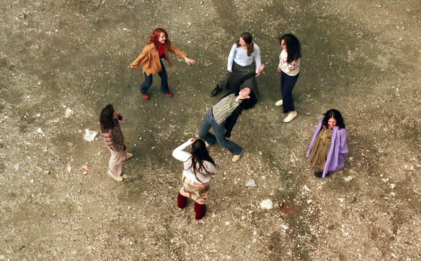 Η παραλία Η παραλία