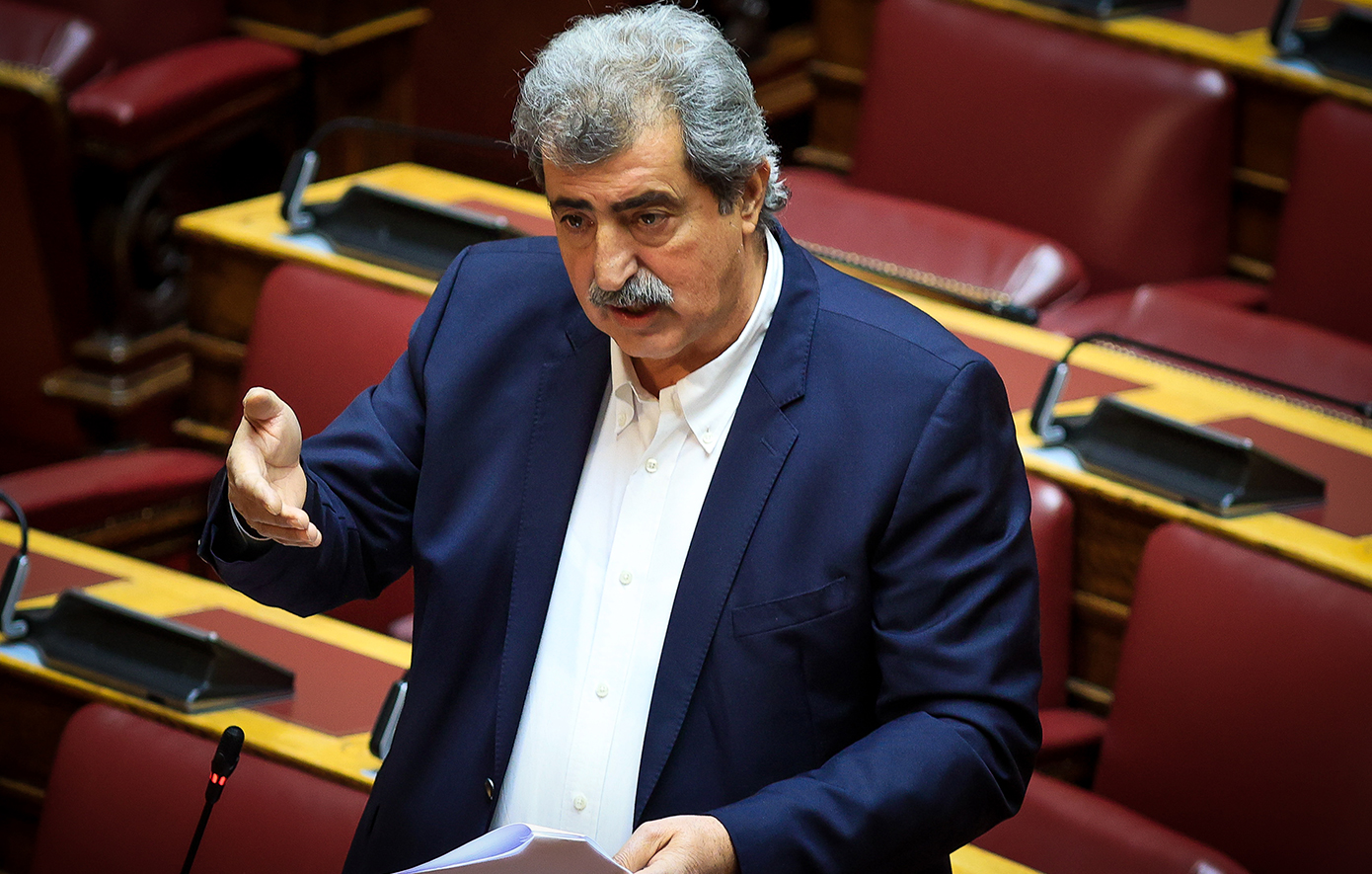 O Πολάκης δημοσίευσε την περικοπή του μισθού του: «Έτσι για να ικανοποιηθούν και κάποιοι μες στον ΣΥΡΙΖΑ»