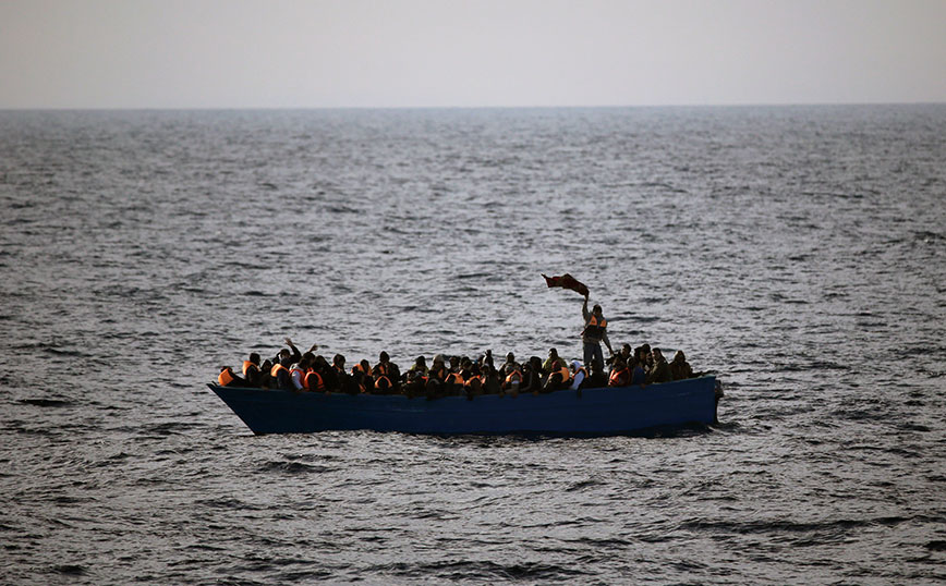 Ισπανία: 1.000% αύξηση στις αφίξεις μεταναστών στα Κανάρια νησιά τον Ιανουάριο