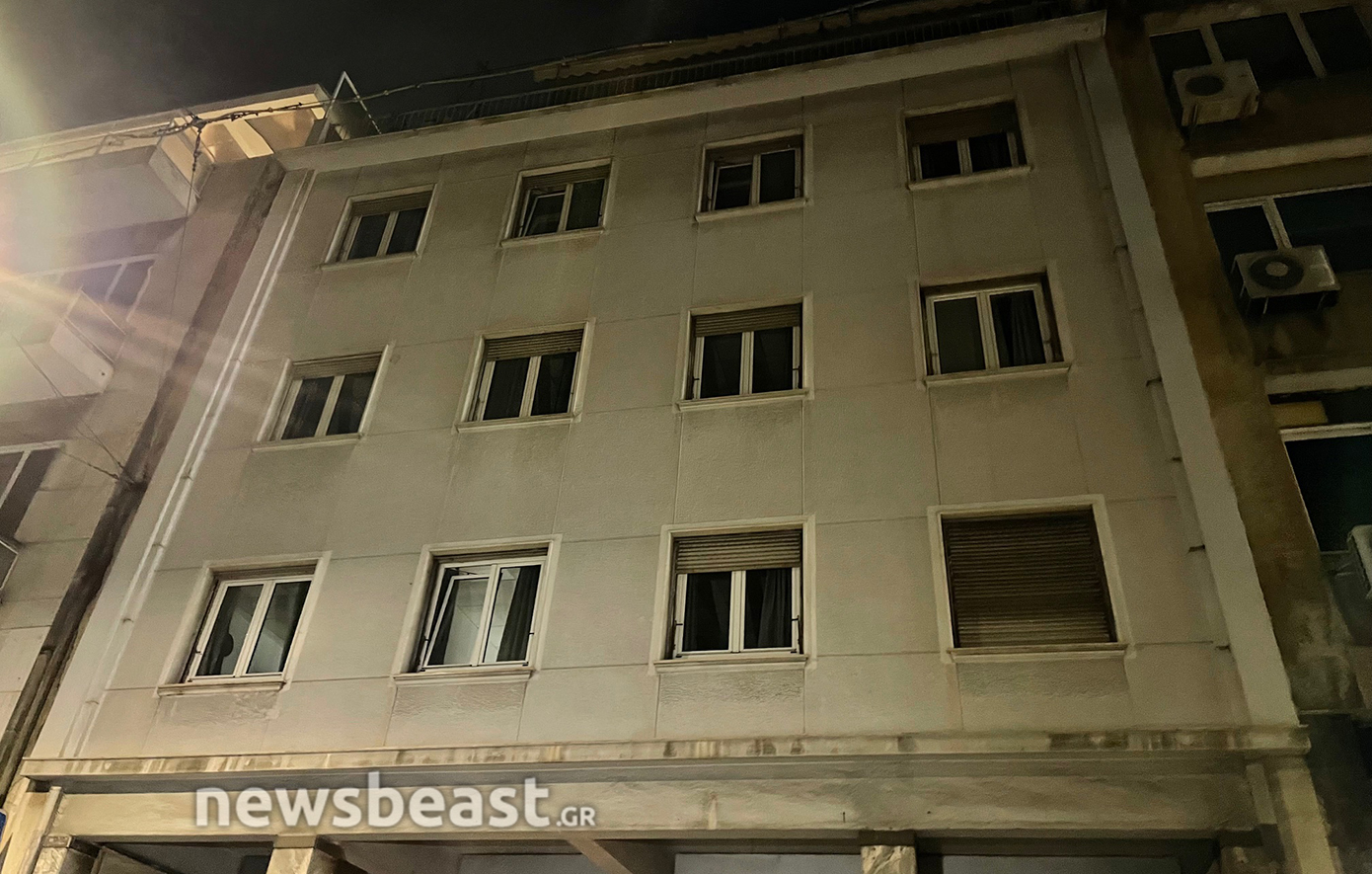 Θρίλερ με το νεκρό μωρό σε αποχέτευση στη Σόλωνος – Έβαλαν κάμερα για να δουν πού είναι η απόφραξη και το βρήκαν