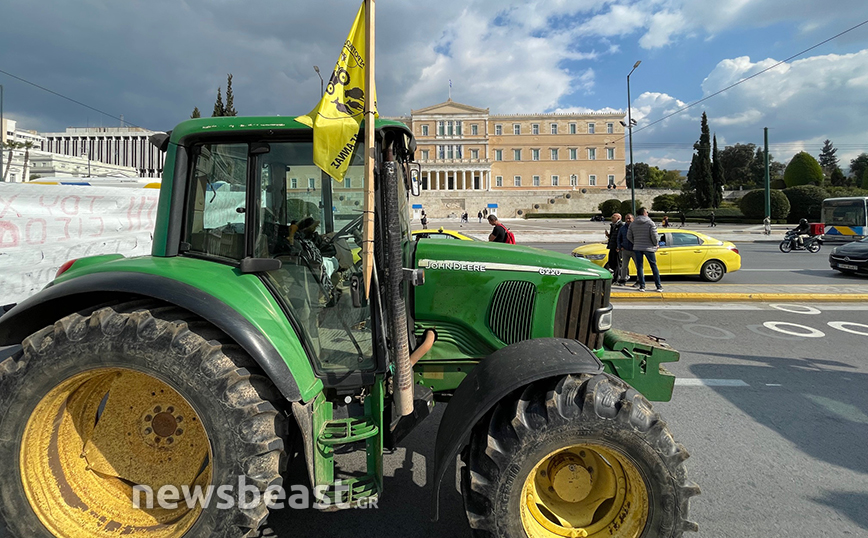 Τα πρώτα τρακτέρ έφτασαν στο κέντρο της Αθήνας &#8211; Οι κλειστοί δρόμοι και η έκκληση προς τους πολίτες