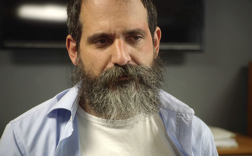 Στα Σύρματα Στα Σύρματα