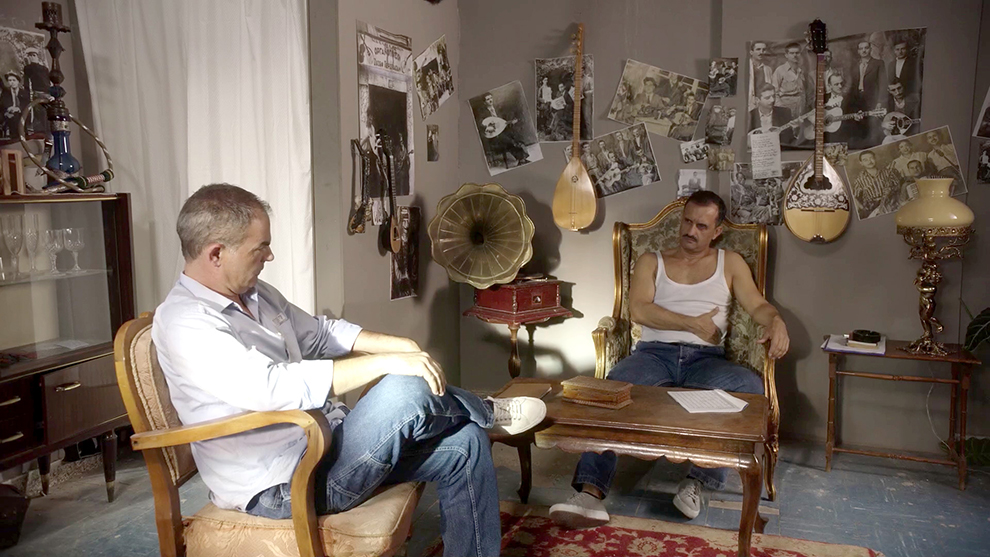 Στα σύρματα - Spoiler Στα σύρματα - Spoiler