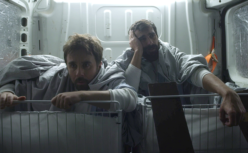 Στα Σύρματα Στα Σύρματα