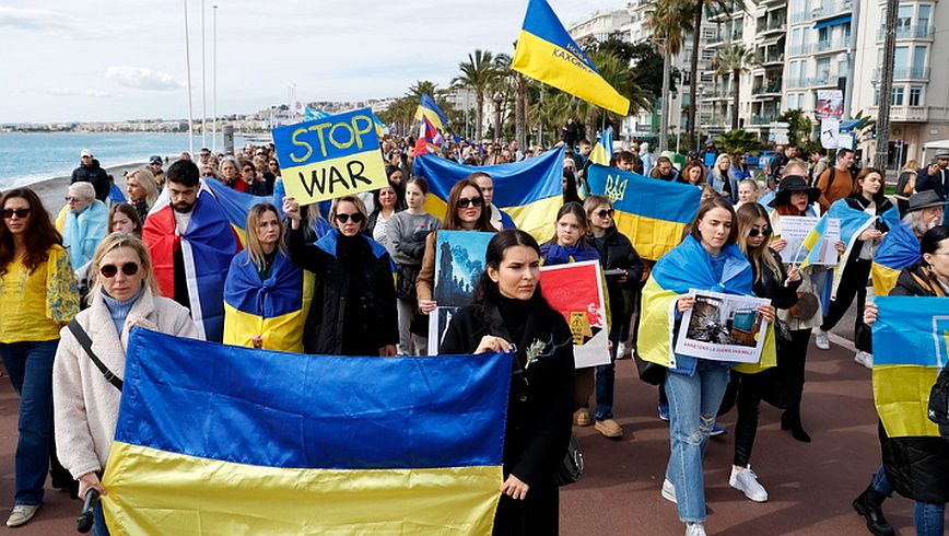 Ουκρανία: Διαδηλώσεις σε Γερμανία και Γαλλία για τη δεύτερη επέτειο της ρωσικής εισβολής