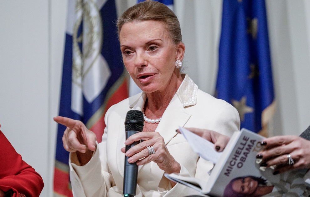 Ερώτηση της Βόζεμπεργκ στην Ευρωπαϊκή Επιτροπή «για τη νομοθετική προστασία των ανηλίκων έναντι των κινδύνων του διαδικτύου»