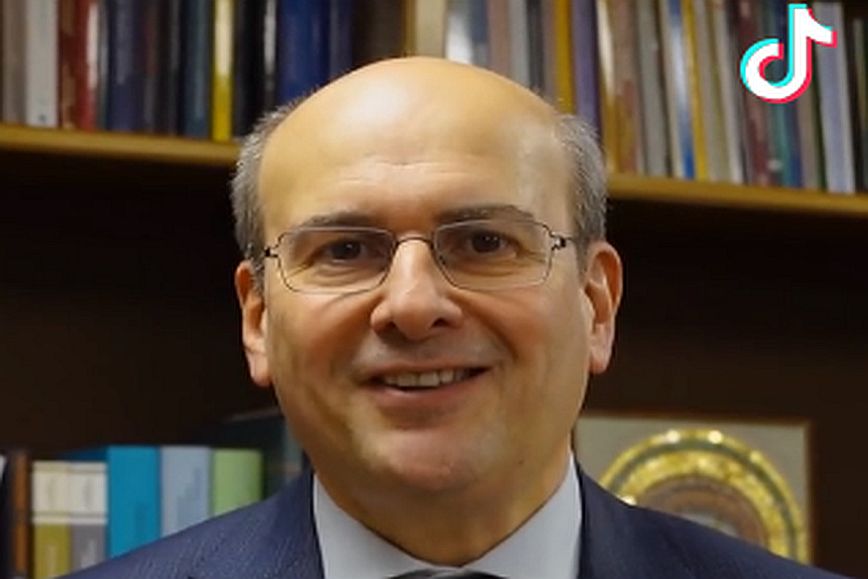 Χατζηδάκης: Η ΑΑΔΕ δεν είναι μόνο για γάμους και βαφτίσια, ούτε έχει «Ράμπο» που κυνηγάνε αποκλειστικά τη φοροδιαφυγή
