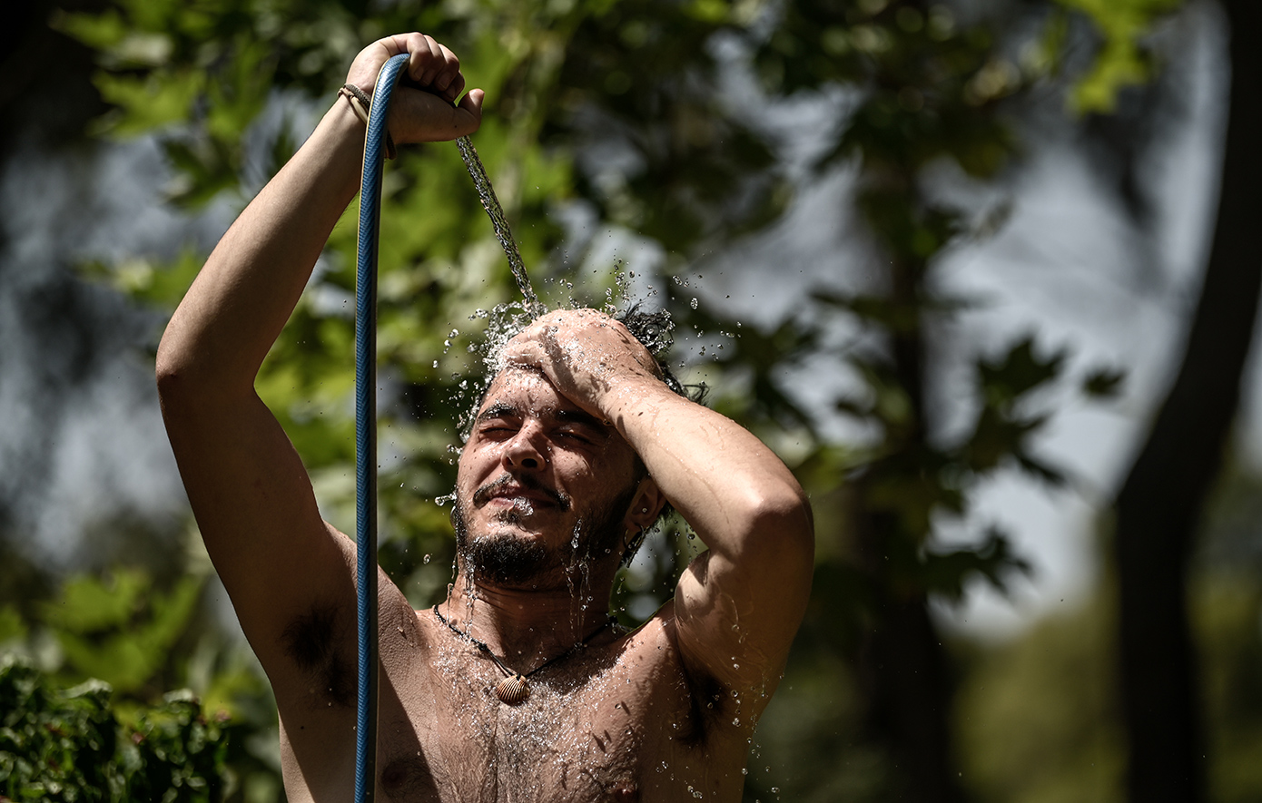 Έρχεται τριήμερος καύσωνας - Οι θερμοκρασίες ανά περιοχή, σύμφωνα με τον Γιώργο Τσατραφύλλια