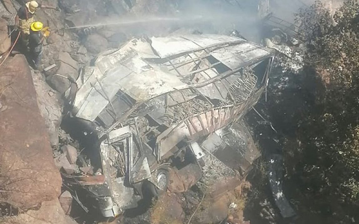 Τραγωδία στη Νότια Αφρική: 45 νεκροί από πτώση λεωφορείου