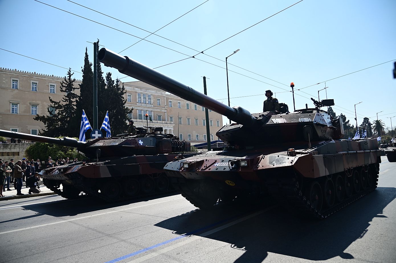 Κυκλοφοριακές ρυθμίσεις και αλλαγές στα δρομολόγια μετρό και τραμ από αύριο Δευτέρα λόγω στρατιωτικής παρέλασης
