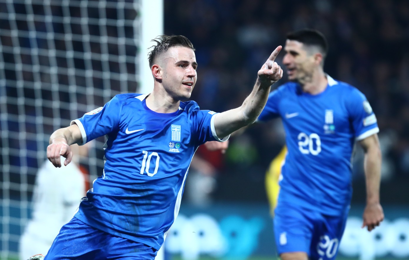 Ελλάδα – Καζακστάν: 2-0 στο 15′ ο Πέλκας