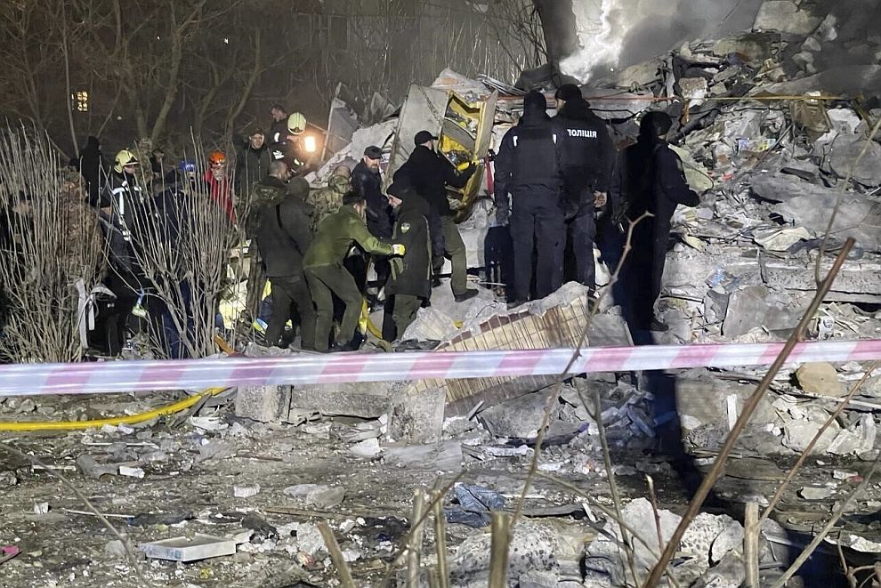 Έντεκα νεκροί από ρωσικά πλήγματα στην Ουκρανία – Έκκληση Ζελένσκι στη Δύση για ενίσχυση με οπλικά συστήματα