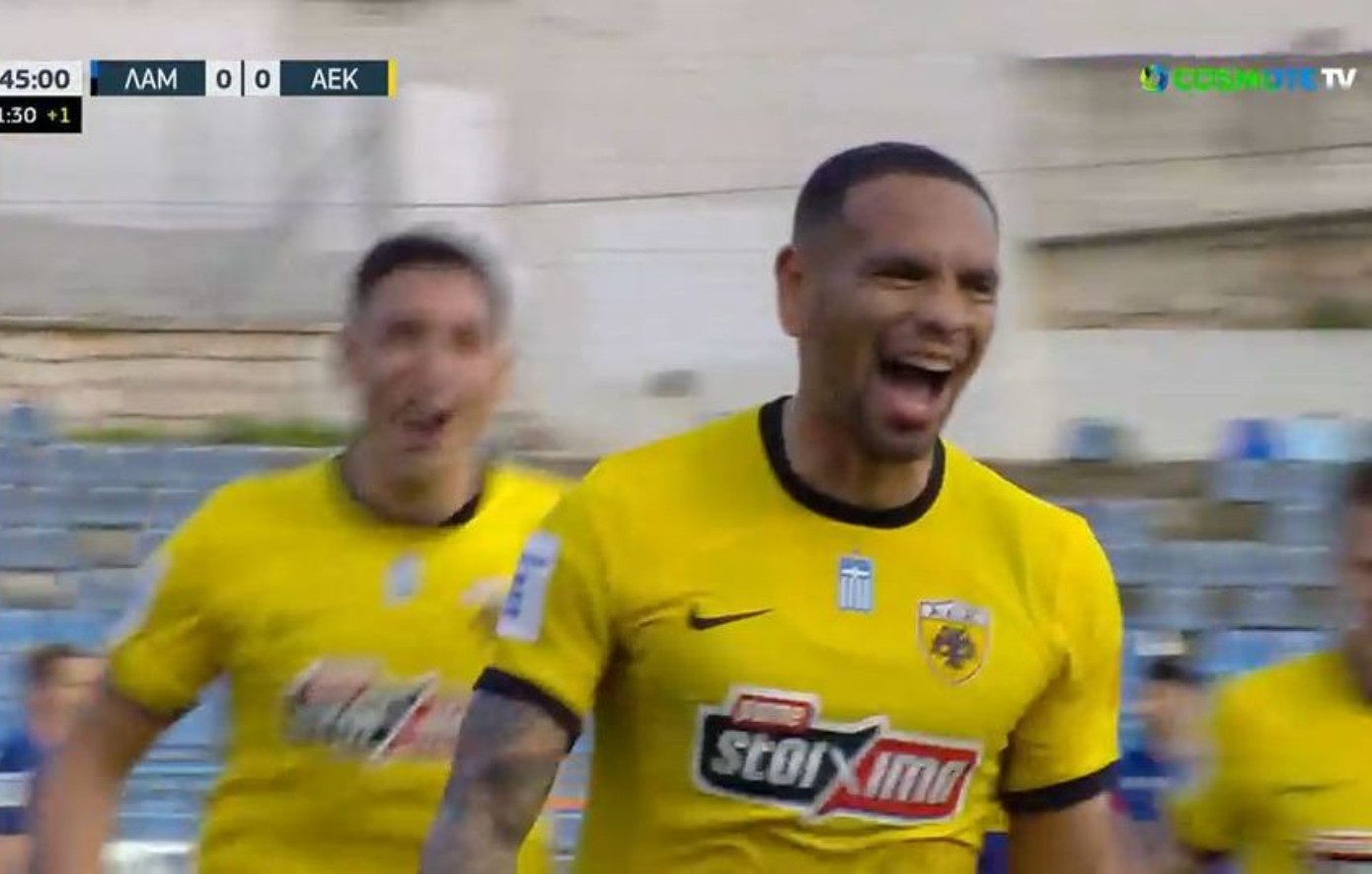 Λαμία – ΑΕΚ: 0-1 στο ημίχρονο με σκόρερ τον Κάλενς