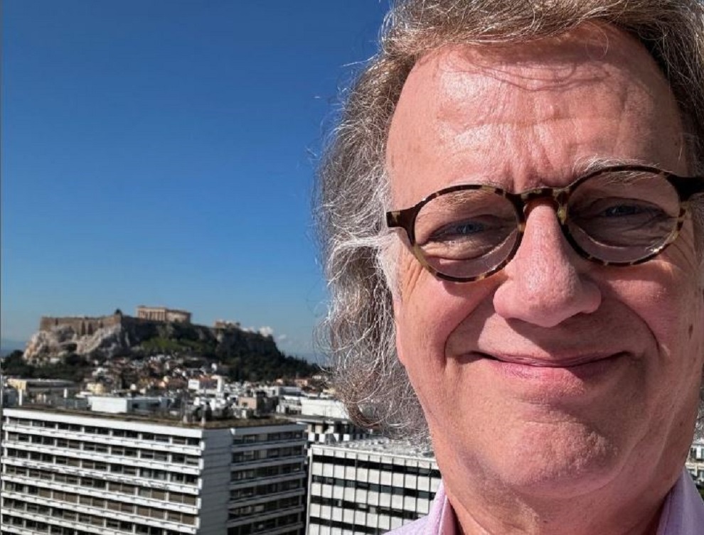 Ο Andre Rieu επισκέφθηκε την Ακρόπολη, ήπιε σφηνάκια και χόρεψε