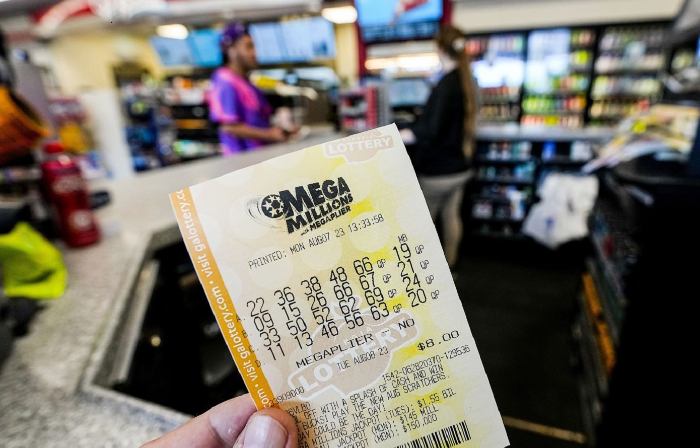 Nικητής στο Mega Millions ισχυρίζεται ότι αγόρασε και τα δύο κερδοφόρα δελτία, αλλά έχασε το δεύτερο – Μηνύει τη λοταρία
