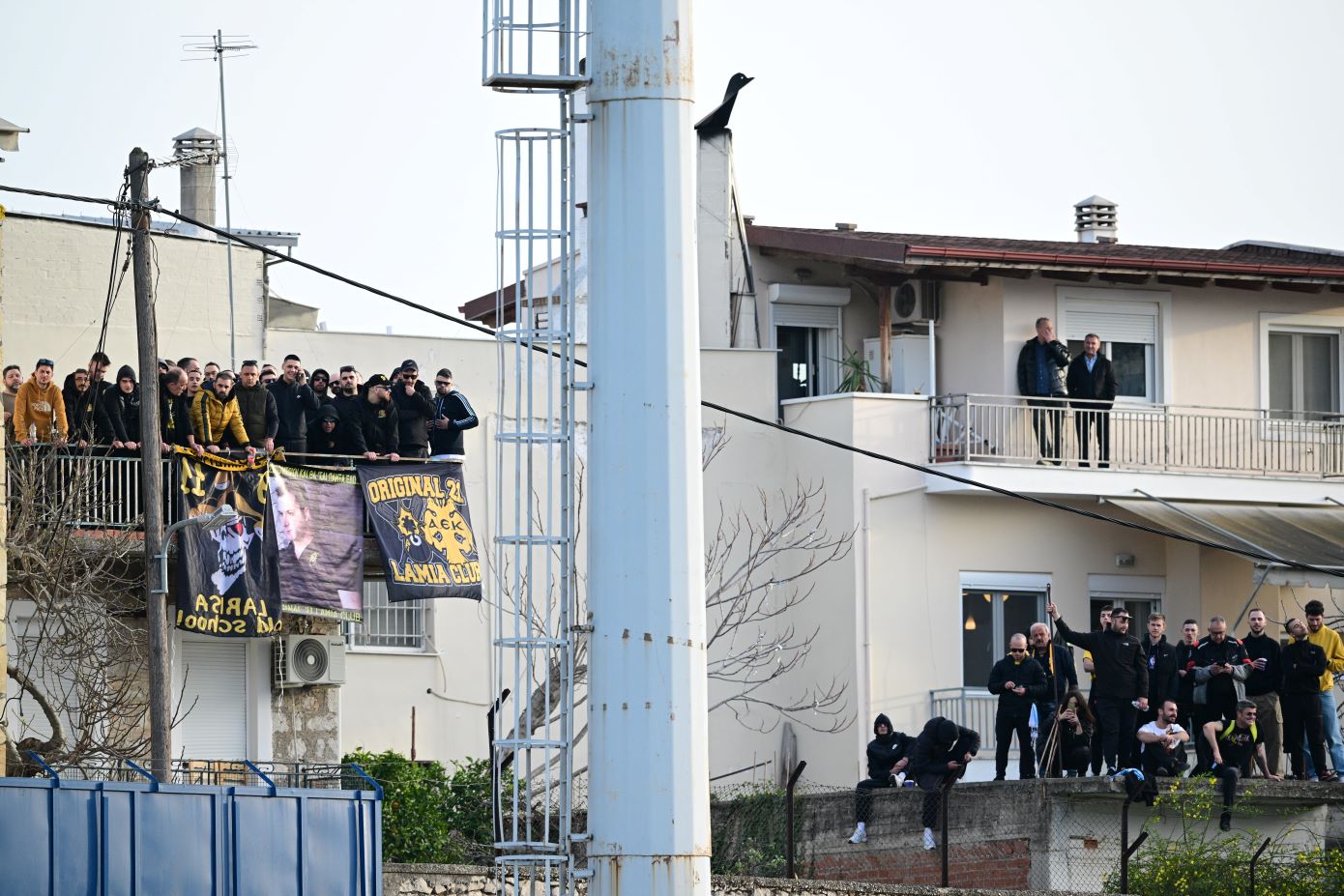 Κίνδυνος φυλάκισης για τα καπνογόνα στην ταράτσα χωρίς το δικαίωμα έφεσης