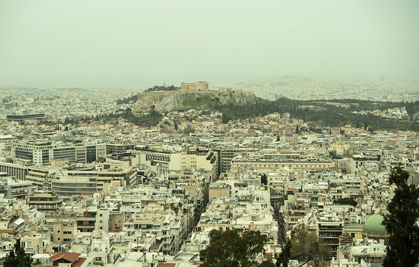 Με 30άρια και πυκνή αφρικανική σκόνη θα ξεκινήσει η νέα εβδομάδα &#8211; Ο καιρός τις επόμενες ημέρες