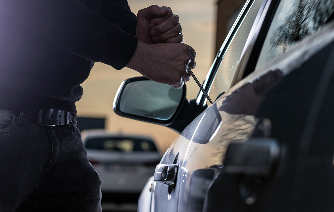 Συνελήφθησαν πέντε άτομα στη Κρήτη για κλεμμένες μηχανές και αυτοκίνητα