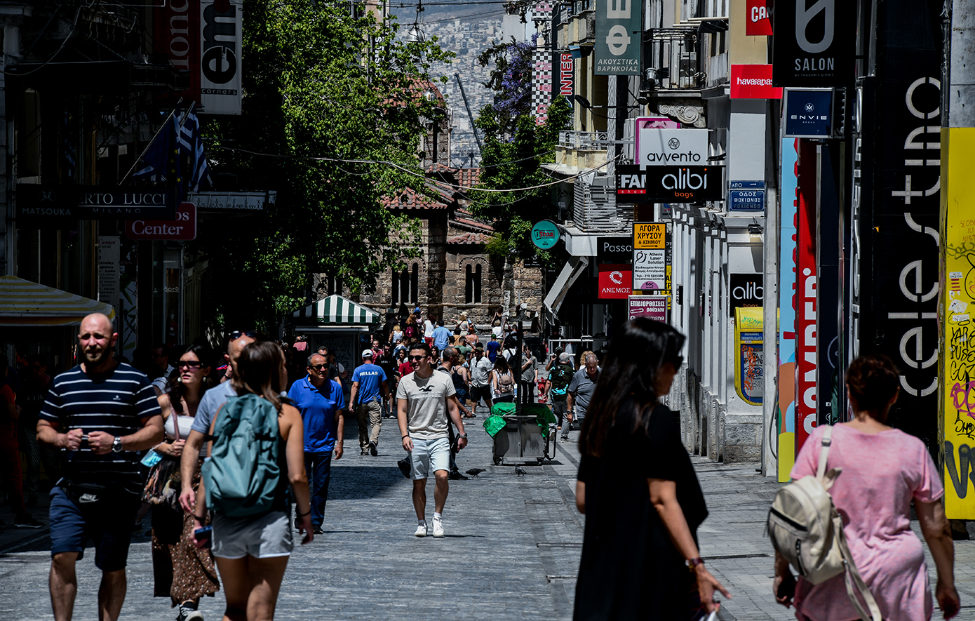 Πασχαλινό ωράριο καταστημάτων: Πότε ξεκινά και πόσο θα διαρκέσει