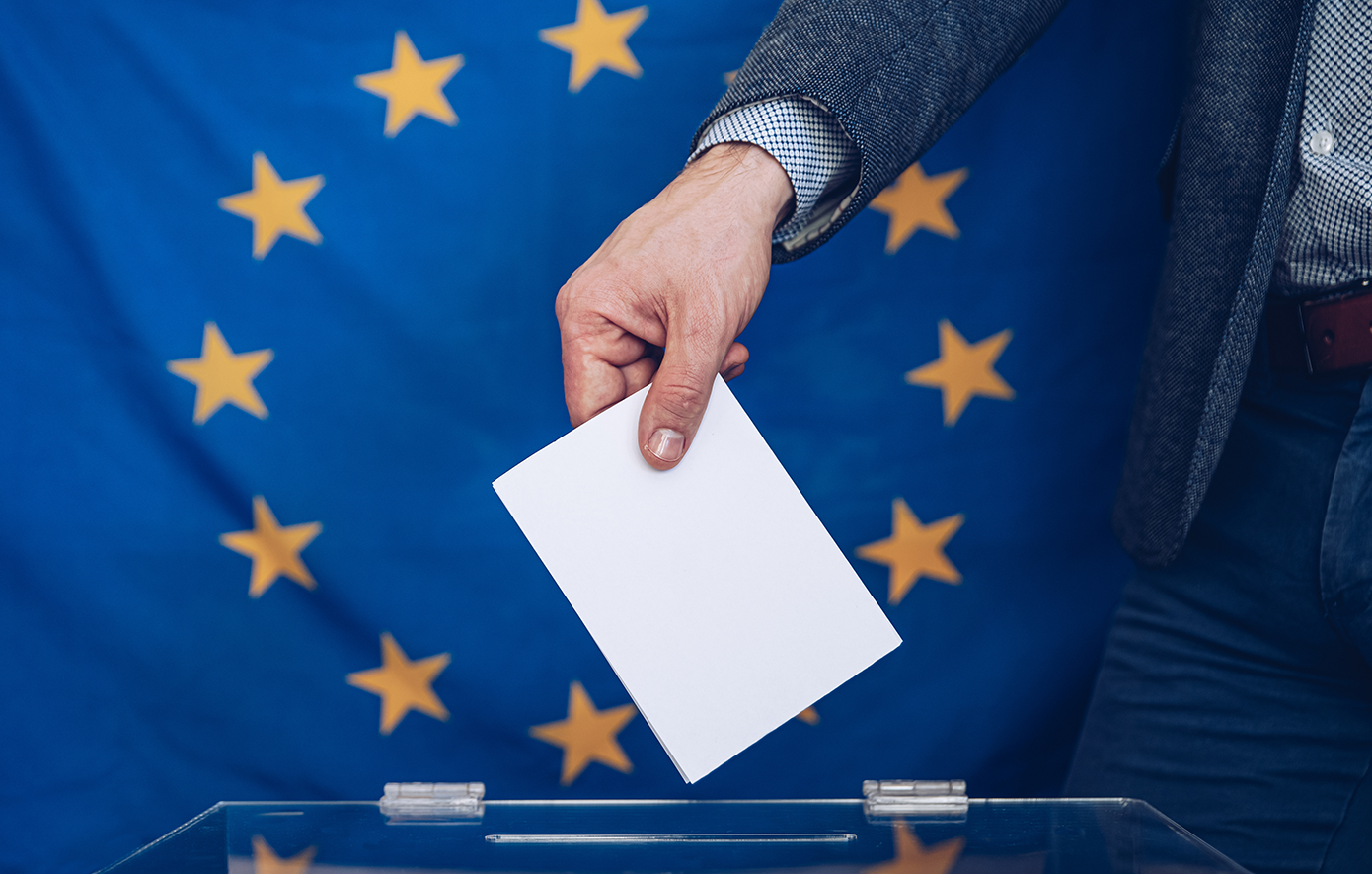 Πόσο θα κερδίσει η ακροδεξιά στις ευρωεκλογές: Τα σενάρια για την επόμενη μέρα