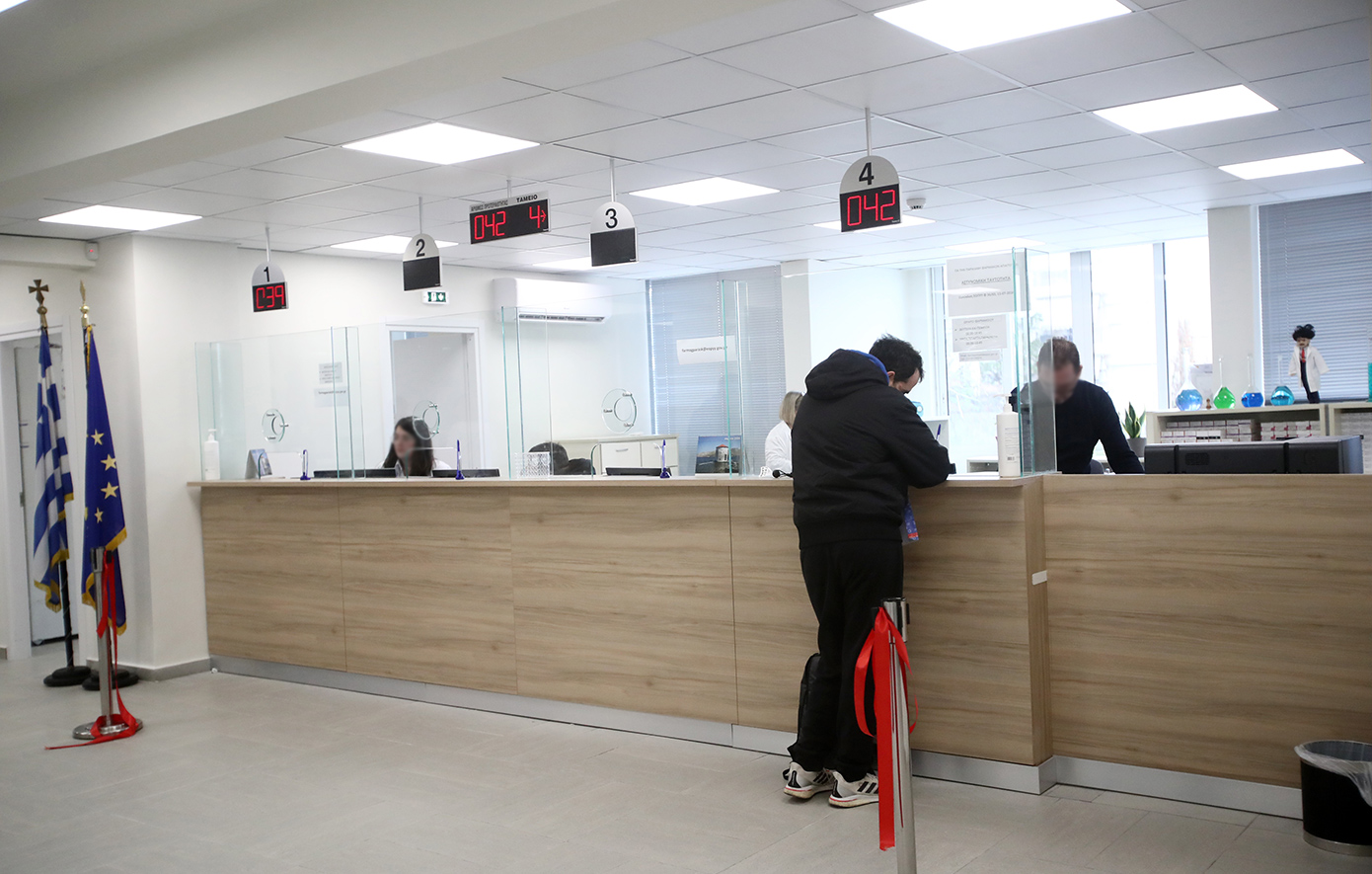 Απάτη 12 εκατ. ευρώ με παράνομες συνταγογραφήσεις &#8211; Πρόστιμα σε 32 ιατρούς και 62 φαρμακεία