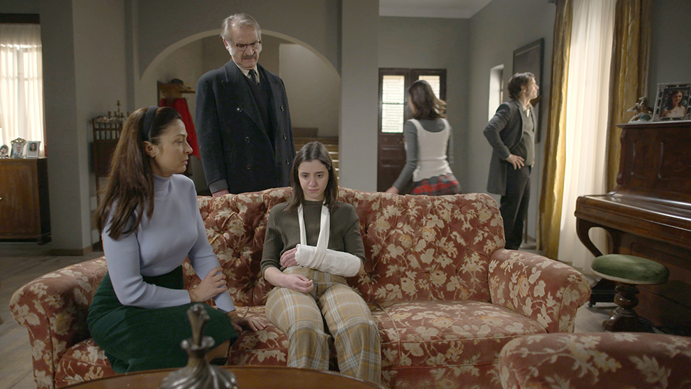 Ηλέκτρα - Spoiler Ηλέκτρα - Spoiler