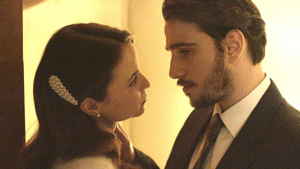 Το προξενιό της Ιουλίας Το προξενιό της Ιουλίας