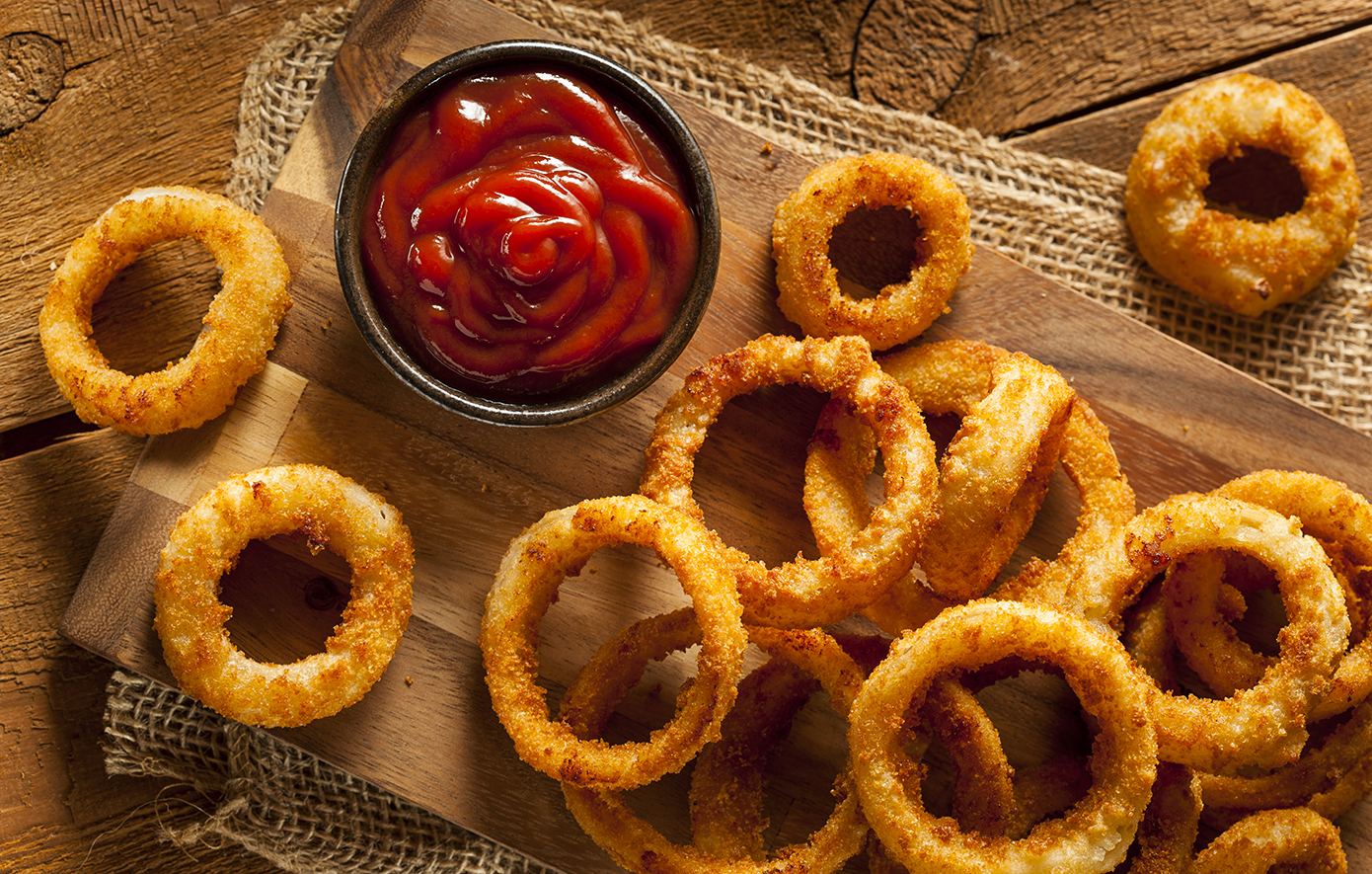 Υγιεινά και πεντανόστιμα onion rings στο air fryer