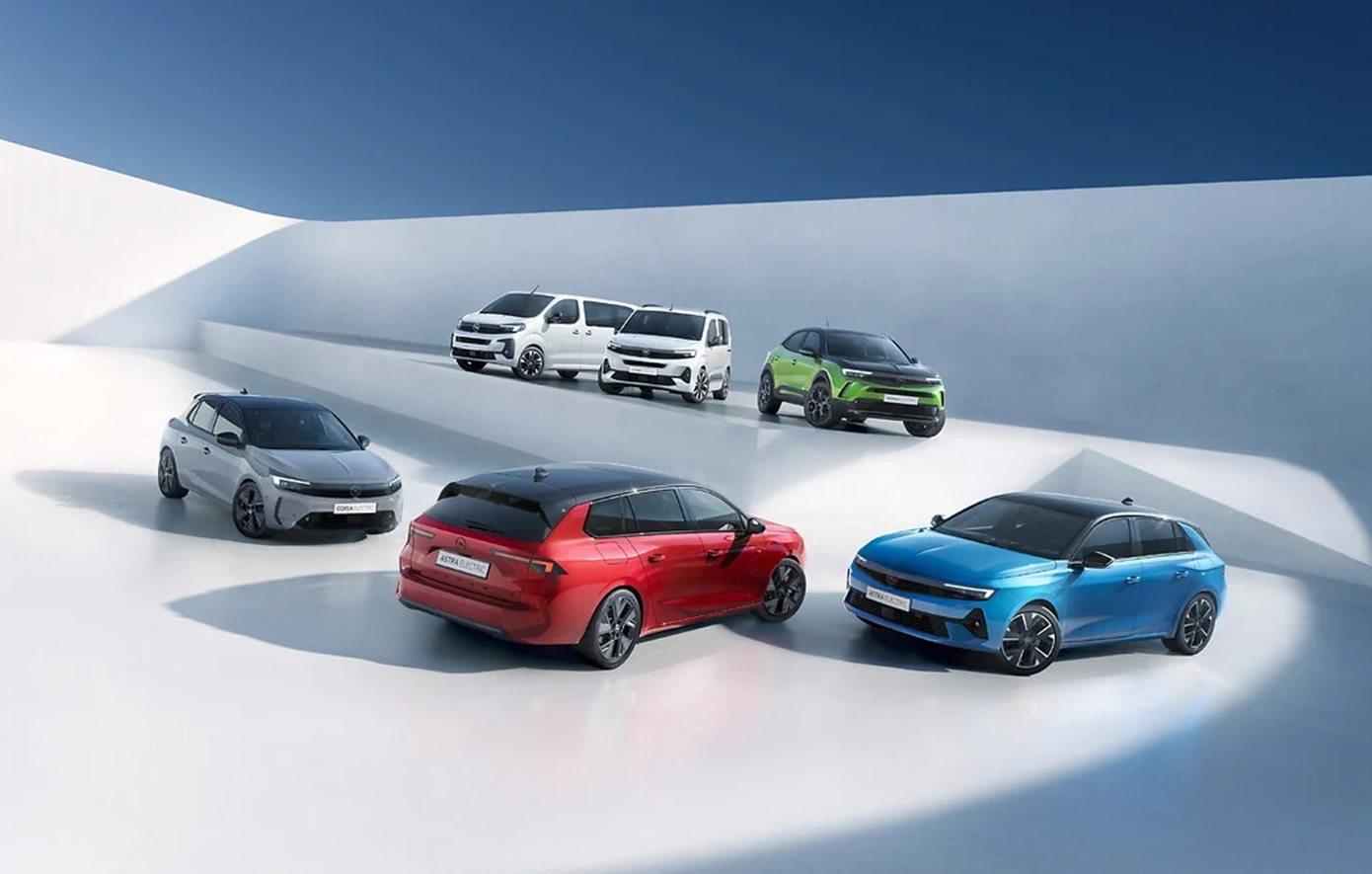Μεγαλώνει η γκάμα ηλεκτρικών Opel &#8211; Πέντε επιβατικά και τρία επαγγελματικά μοντέλα