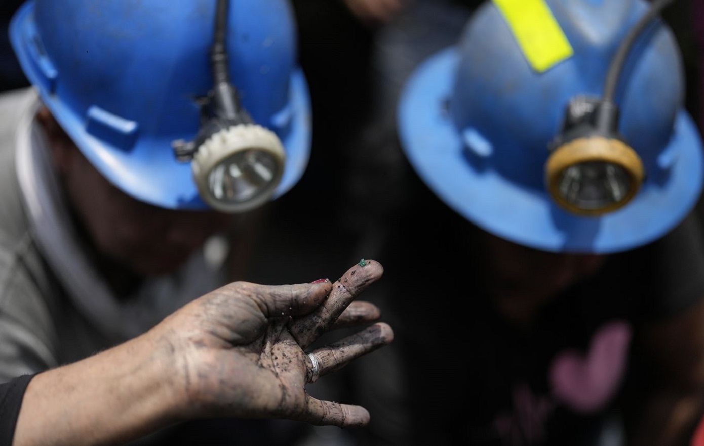 Κατέρρευσε χρυσωρυχείο στη Λιβερία: Τουλάχιστον 13 νεκροί και 25 παγιδευμένοι εργάτες