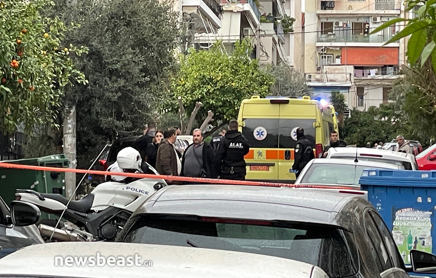 Σκότωσε τον 39χρονο γαμπρό του με δίκαννο στη μέση του δρόμου στη Νίκαια και αυτοκτόνησε – Νέο σοκαριστικό έγκλημα