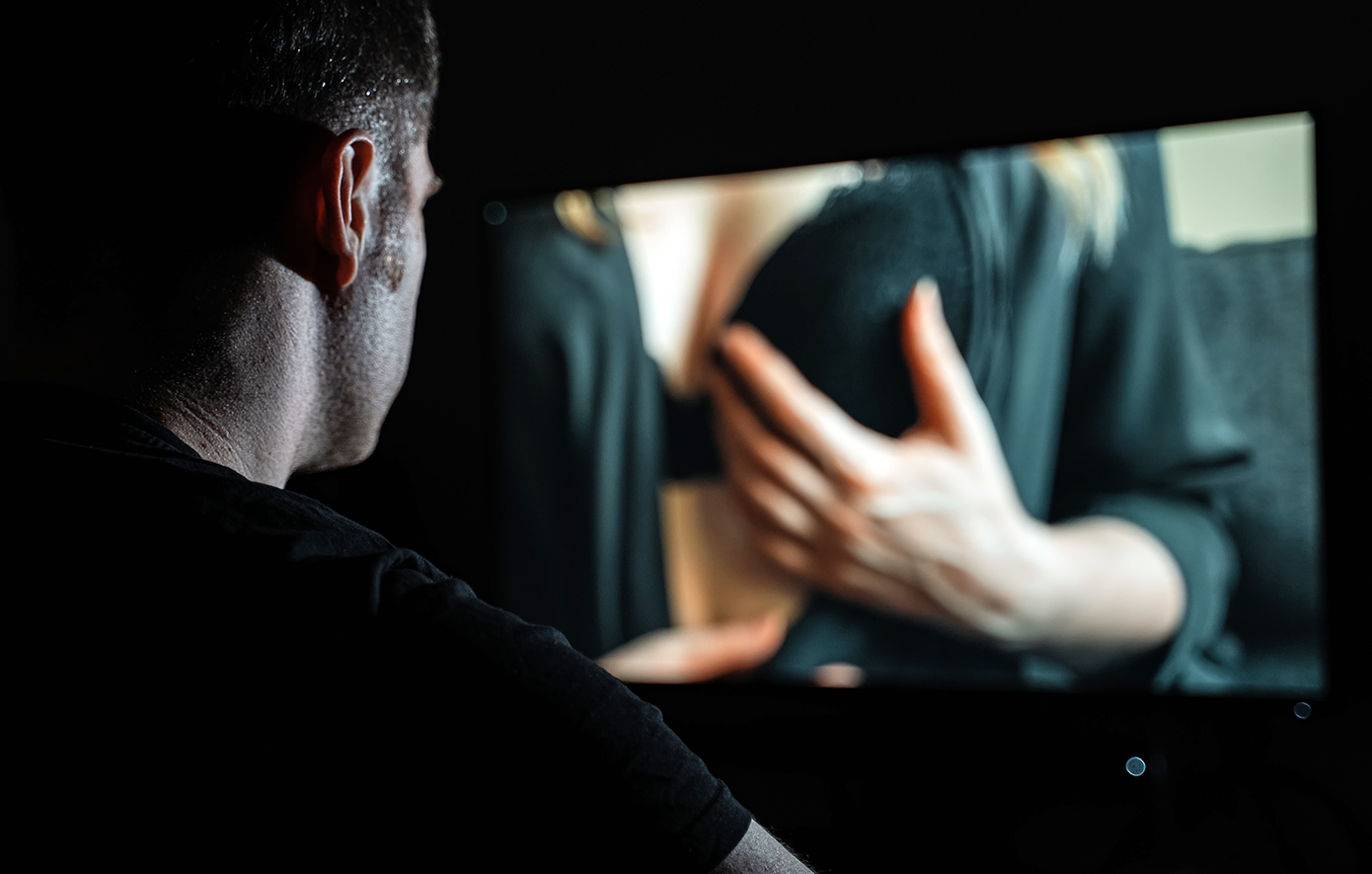 Θύμα revenge porn 17χρονος στο Αιτωλικό – Άγνωστος τον εκβίασε για να μη δημοσιοποιήσει προσωπικές του στιγμές