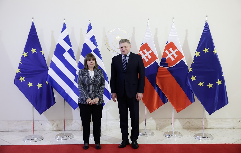 Συνάντηση της Κατερίνας Σακελλαροπούλου, με τον Πρωθυπουργό της Σλοβακίας Ρόμπερτ Φίτσο