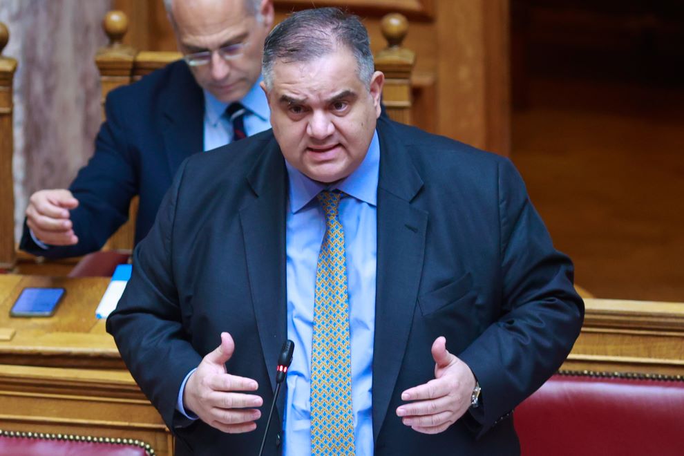 ΥΠΕΣ: Έκτακτη επιχορήγηση σε Αμοργό, Ανάφη, Θήρα και Ίο λόγω των σεισμών