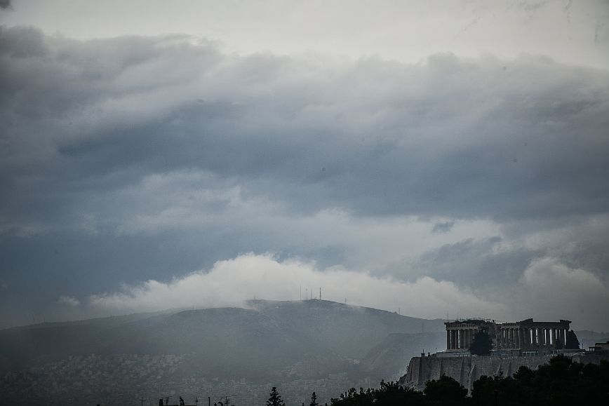 Για νέα κακοκαιρία τη Δευτέρα που θα έρθει από τον «Κόλπο του Λέοντος» κάνει λόγο ο διευθυντής της ΕΜΥ Θοδωρής Κολυδάς