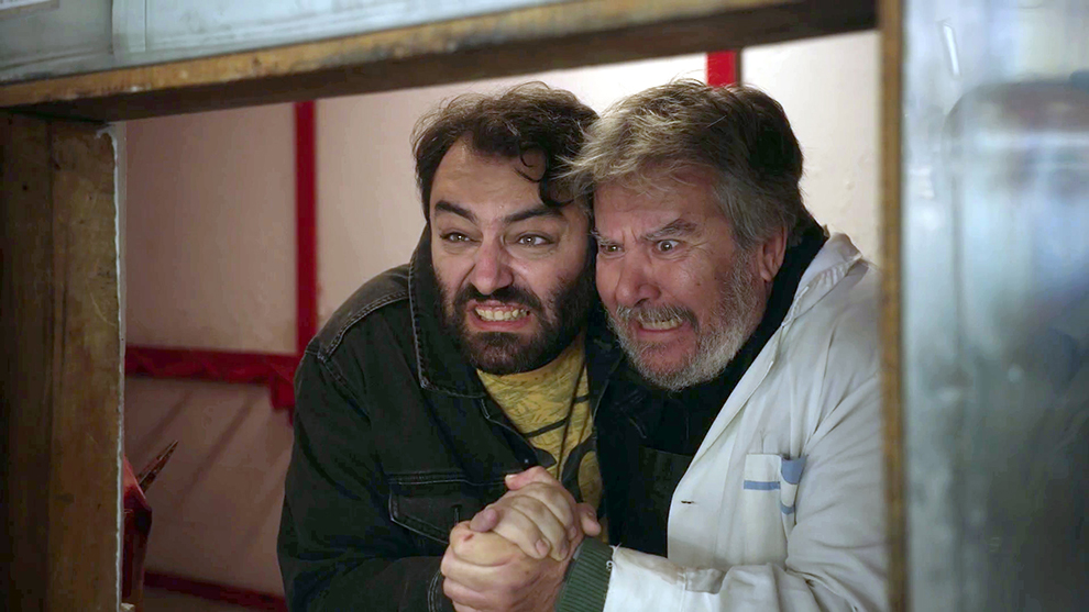 Στα Σύρματα Στα Σύρματα