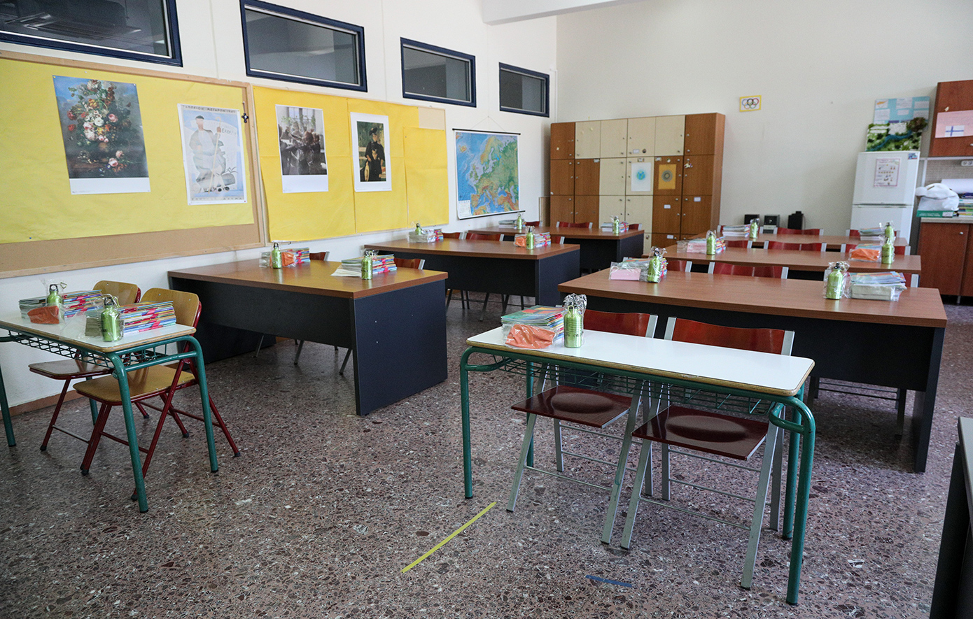 Κακοκαιρία «Atena»: Αναβάλλεται ο αγιασμός στα σχολεία Ανατολικής Μακεδονίας και Θράκης