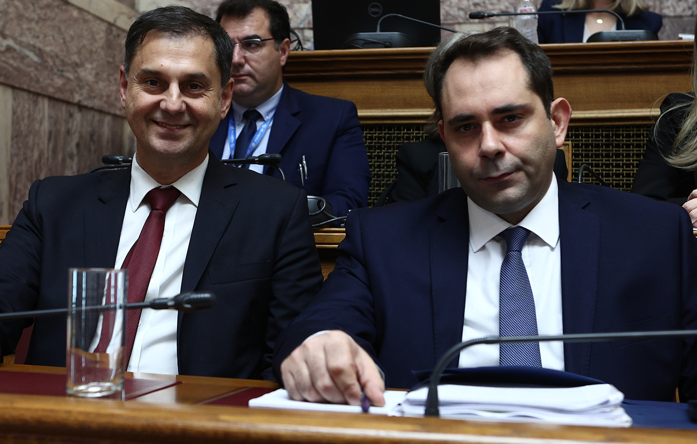 Θεοχάρης – Πετραλιάς: Υποσχέσεις χωρίς αντίκρισμα 40 δισ. την τετραετία από τον ΣΥΡΙΖΑ