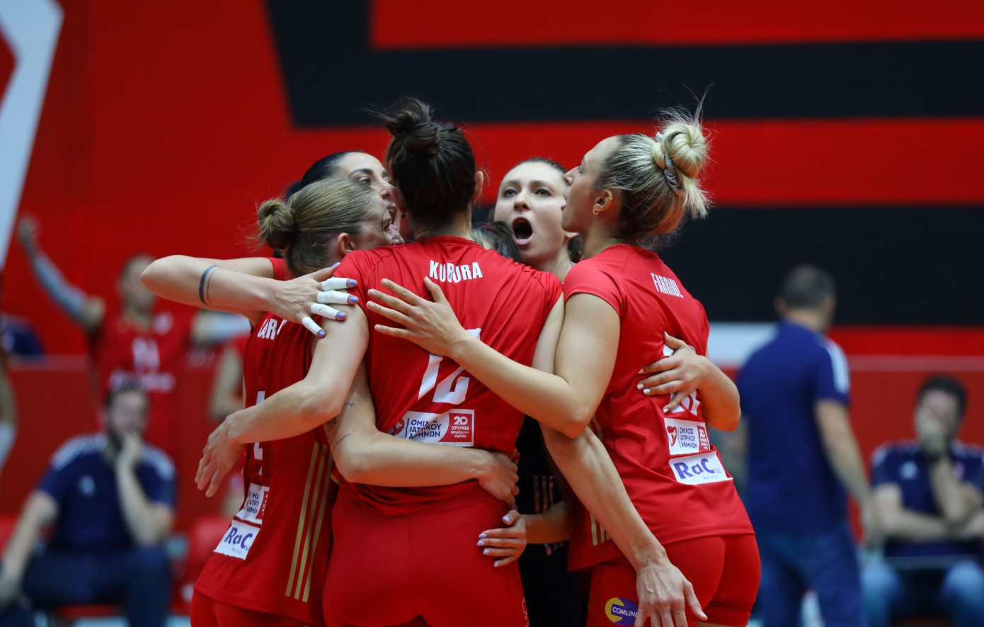 Ολυμπιακός – Παναθηναϊκός 3-2: Κόκκινος ο πρώτος τελικός στο βόλεϊ γυναικών