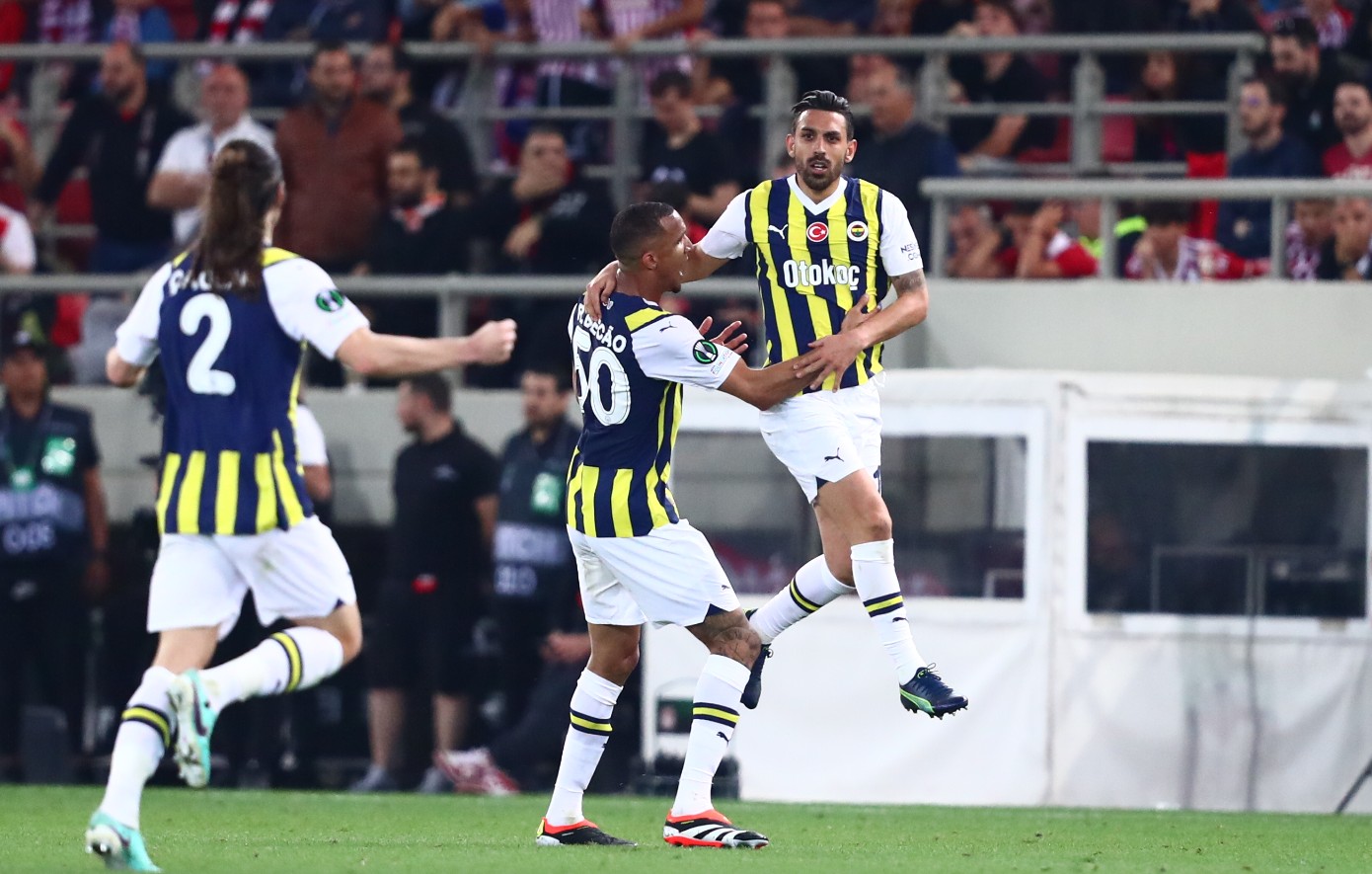 Ολυμπιακός – Φενέρμπαχτσε: Μείωσε σε 3-2 στο 74′ ο Καχβετσί