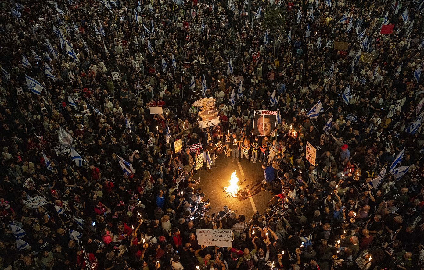 Χιλιάδες Ισραηλινοί συγκεντρώθηκαν στην Ιερουσαλήμ ζητώντας την απελευθέρωση των ομήρων