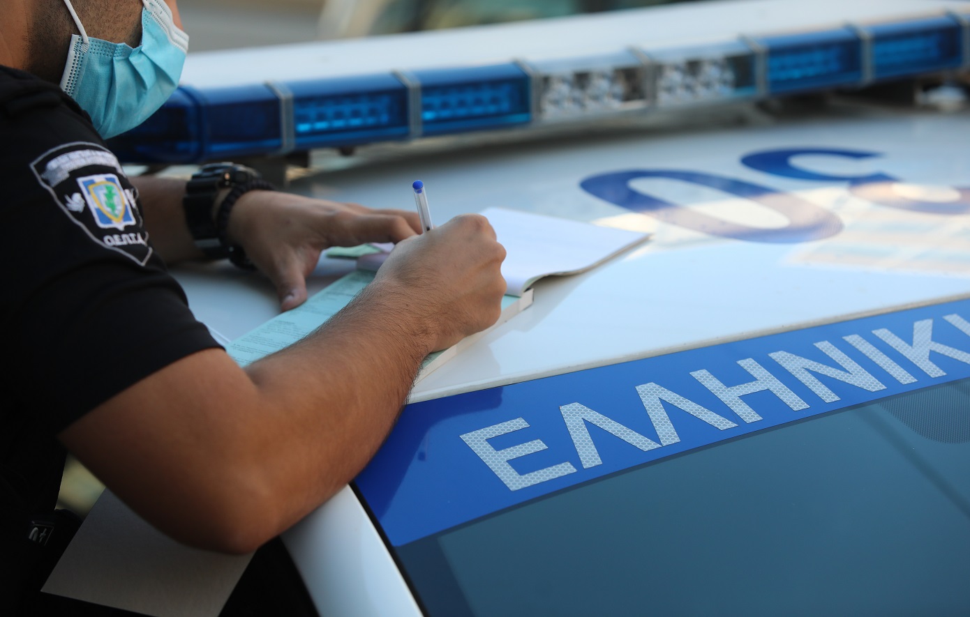 Τις 928 έφτασαν οι συλλήψεις και 17.620 παραβάσεις του Κ.Ο.Κ σε ελέγχους της ΕΛ.ΑΣ. το τελευταίο τριήμερο