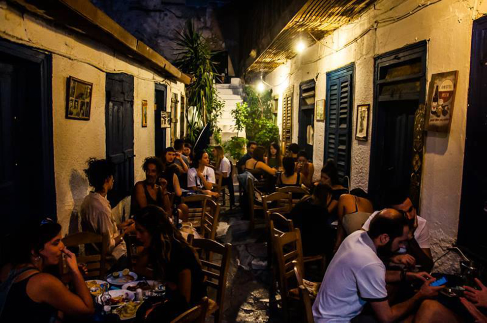 Μεζεδοπωλείο Αυλή Μεζεδοπωλείο Αυλή