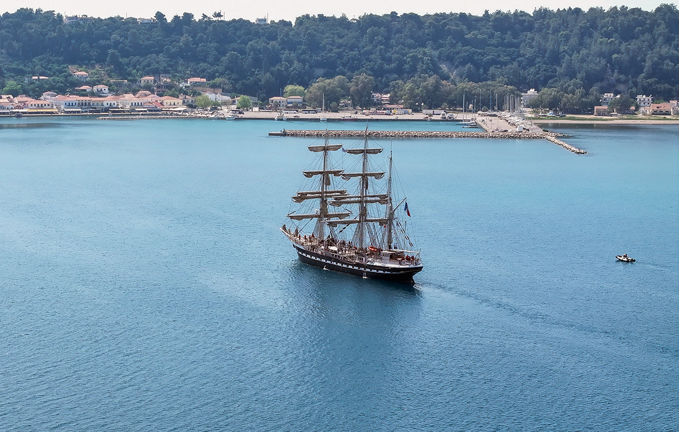 Το ιστορικό ιστιοφόρο Le Belem στο Κατάκολο Ηλείας Το ιστορικό ιστιοφόρο Le Belem στο Κατάκολο Ηλείας