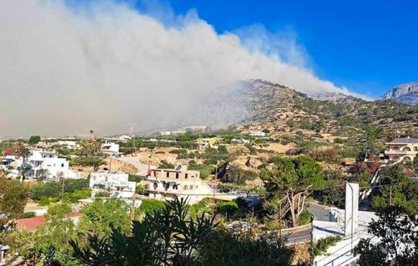 Χωρίς ενιαίο μέτωπο η φωτιά στο Λασίθι &#8211; Τρεις τραυματίες, ο ένας διασωληνωμένος