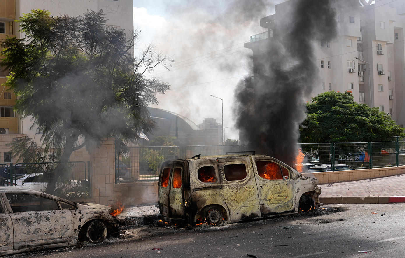Συνεχίζονται οι σφοδροί βομβαρδισμοί στη Λωρίδα της Γάζας &#8211; Νέα έκκληση του Μπάιντεν για κατάπαυση του πυρός