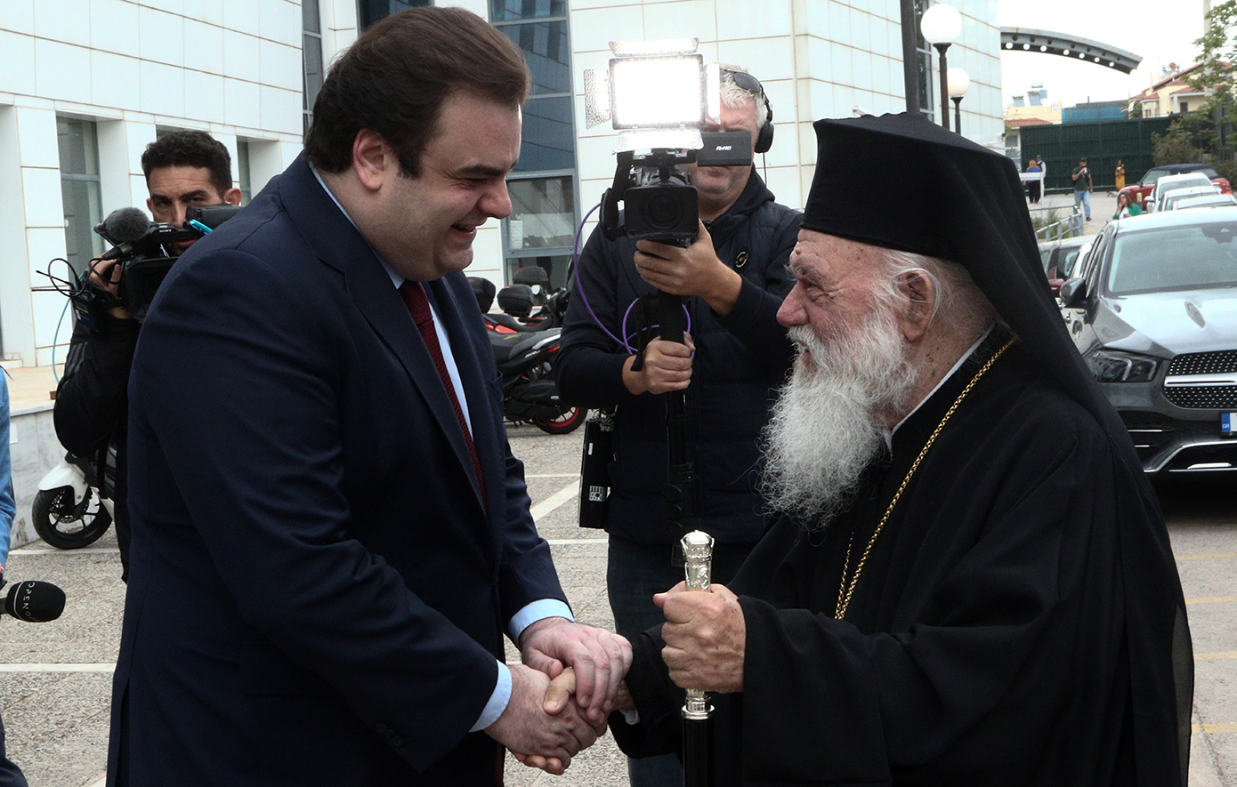 Ιερώνυμος προς Πιερρακάκη: Η συνεργασία αποτελεί το καλύτερο φάρμακο για να αντιμετωπιστούν τα προβλήματα