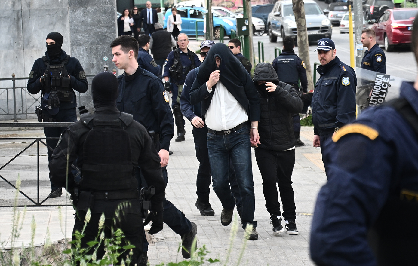 Βιασμός 12χρονης στον Κολωνό: Ενοχή για 14 κατηγορουμένους ζήτησε ο εισαγγελέας