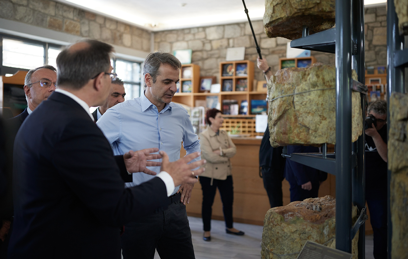 Επίσκεψη του Κυριάκου Μητσοτάκη στη Λέσβο Επίσκεψη του Κυριάκου Μητσοτάκη στη Λέσβο